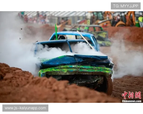 碰撞危机：赛场出人意料的意外瞬间，碰撞大赛下载安装